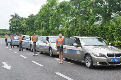 深圳市鑫順安汽車陪駕服務 - 企業風采 - 換證服務
